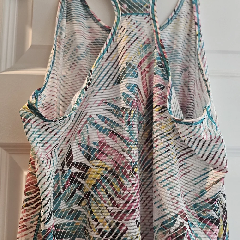 Tank top - Picture 6 of 6